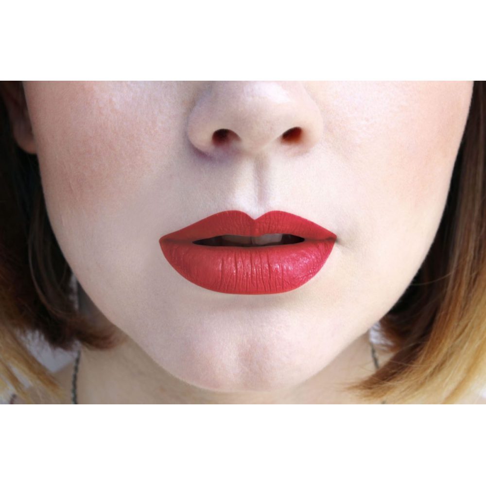 Paese Mattologie Lipstick 111 | Lava Red Ματ Κραγιόν με Ένταση